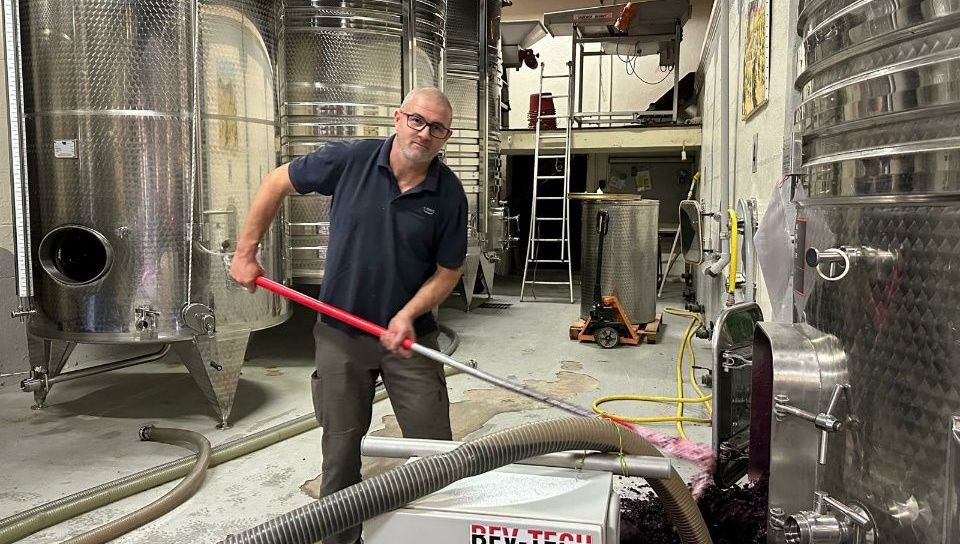 Les barriques Mercurey : la signature française au cœur du vignoble Belot (Saint-Chinian)